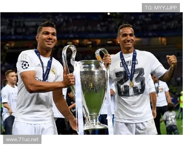 达尼洛或重返皇马，旧将回归传闻引关注